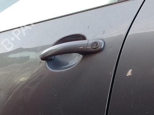 Venstre fortil udvendigt håndtag VW POLO IV (9N_, 9A_) [2001-2014]  30775259