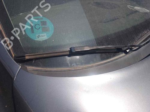 Used Front windshield wiper arm OPEL CORSA E (X15) [2014-2025]  28468542