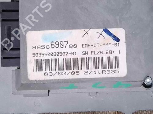Display monitor PEUGEOT 407 SW (6E_, 6D_) 2.0 HDi 135 | BP26483546C48 