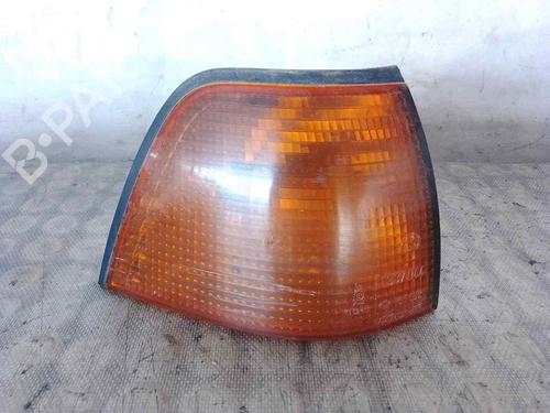 Used Right front indicator BMW 3 (E36) 318 i (113 hp) 26472737