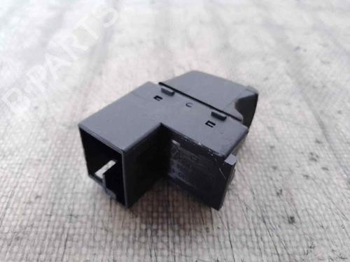 Switch VW PASSAT B5.5 (3B3)  | BP26470567I30 