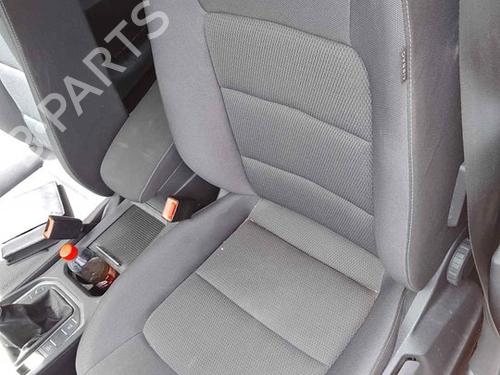 Used Left front seat VW GOLF SPORTSVAN VII (AM1, AN1) [2014-2020]  28462109