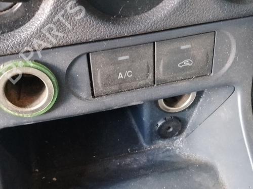 Used Switch FORD TRANSIT CONNECT (P65_, P70_, P80_) 1.8 TDCi (90 hp) 32172297