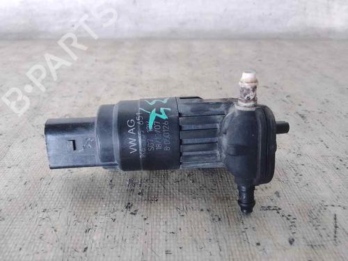 Used Washer pump VW GOLF V (1K1) [2003-2010]  26467589