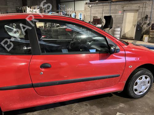 Używane Zamek drzwi przednich prawych PEUGEOT 206 Hatchback (2A/C) 1.1 i (60 hp) 30888263