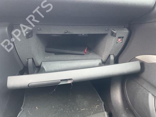 Used Glove box Glove box CITROËN C5 III (RD_) 1.6 HDi 110 (RD9HL0, RD9HR8, RD9HRA) (112 hp) 33113893 33113893