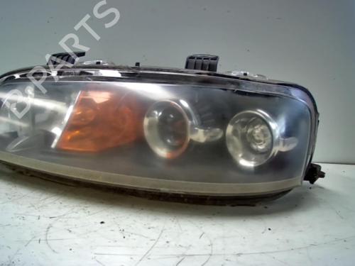 Used Left headlight FIAT PUNTO (188_) 1.2 60 (188.030, .050, .130, .150, .230, .250) (60 hp) 32125374