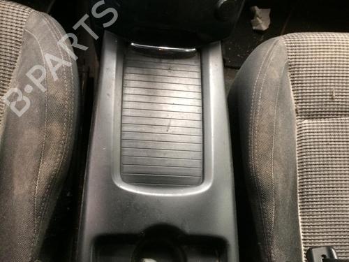 Used Seat buckle PEUGEOT 5008 (0U_, 0E_) 1.6 HDi (110 hp) 28541773