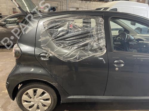 Used Right rear door TOYOTA AYGO (_B1_) 1.0 (KGB10_, KGB10R) (68 hp) 31613211