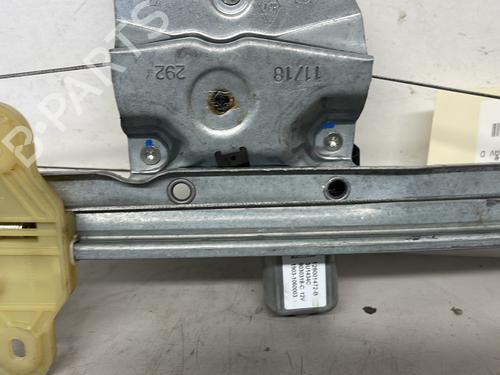 Used Front right window mechanism Front right window mechanism RENAULT ZOE (BFM_) ZOE (88 hp) 26418553 26418553