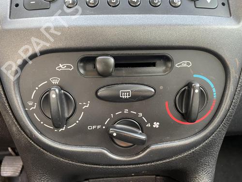 Used Climate control Climate control 38238111 38238111