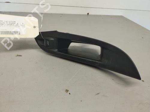 Used Right rear window switch FORD FOCUS III 1.6 TDCi (115 hp) 26419869