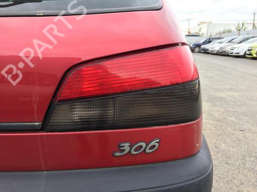 Right taillight PEUGEOT 306 Hatchback (7A, 7C, N3, N5) 1.4 | BP29205145C35 