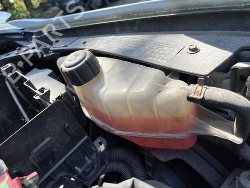 windscreen-washer-tank-renault-clio-iii-br01-cr01-2005-2006-2007-2008-2009-2010-2011-2012-2013-2014-35992381 main image