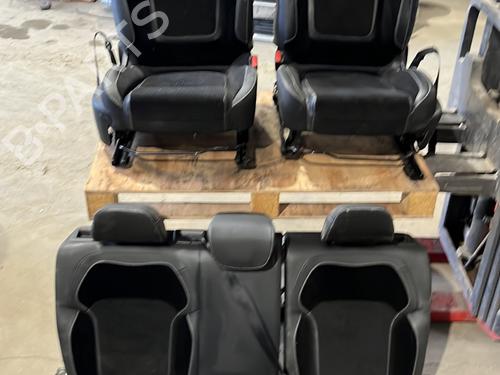 Seats set RENAULT MEGANE IV Hatchback (B9A/M/N_) 1.5 dCi 110 (B9A3) | BP32981327C78 - Image 4