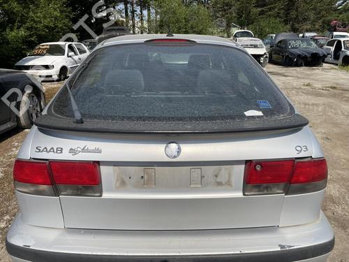 Motor limpia trasero Motor limpia trasero SAAB 9-3 (YS3D) 2.2 TiD (125 hp) 36784129 36784129