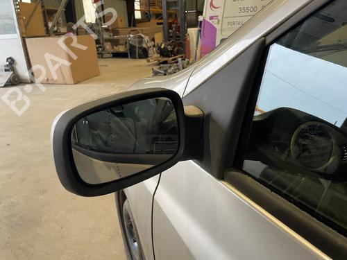 left-mirror-renault-clio-iii-br01-cr01-2005-2006-2007-2008-2009-2010-2011-2012-2013-2014-32341697 main image