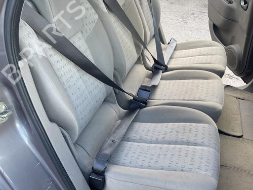 Used Rear seat Rear seat RENAULT SCÉNIC II (JM0/1_) 1.9 dCi (JM0G, JM12, JM1G, JM2C) (120 hp) 31583929 31583929