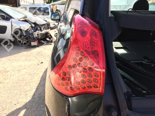 Used Left taillight PEUGEOT 3008 I MPV (0U_) 1.6 THP (156 hp) 29144315