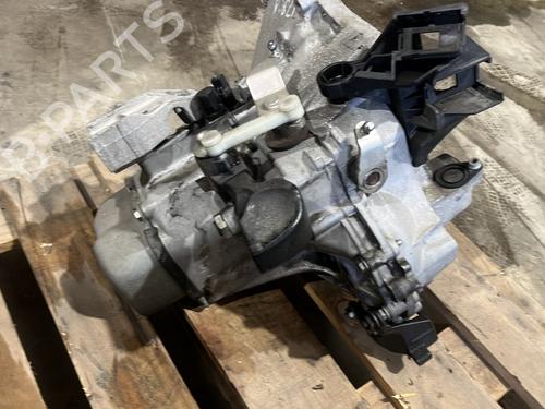 Gearbox CITROËN C4 CACTUS 1.2 VTi 82 | BP32268826M3 - Image 5