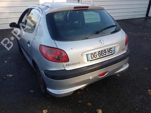 Left headlight PEUGEOT 206 Hatchback (2A/C) 1.4 i | BP30902525C28