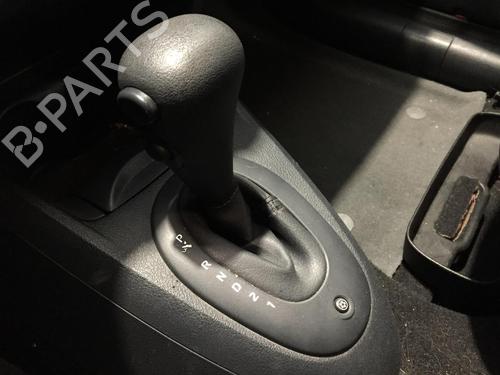 Middle console RENAULT CLIO II (BB_, CB_) 1.4 16V (B/CB0P, BB13) | BP29456303I22 