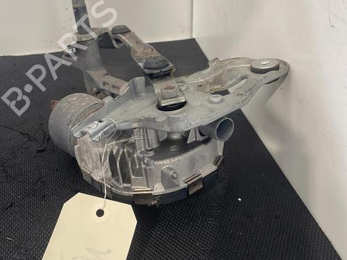 Used Front wiper motor PEUGEOT 3008 I MPV (0U_) 1.6 HDi (109 hp) 26427777