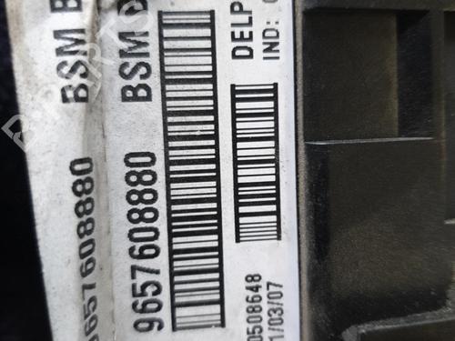 Used Fuse box CITROËN C4 Picasso I MPV (UD_) 1.6 HDi (109 hp) 26422358