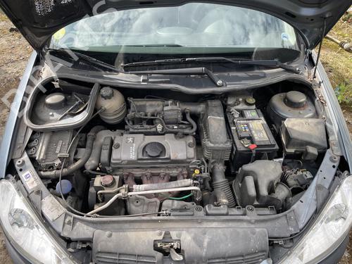 Used Fuse box Fuse box 36572229 36572229