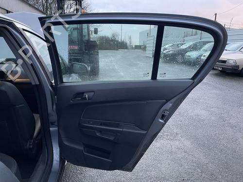 Used Rear right window mechanism Rear right window mechanism OPEL ASTRA H (A04) 1.9 CDTI (L48) (150 hp) 31091653 31091653