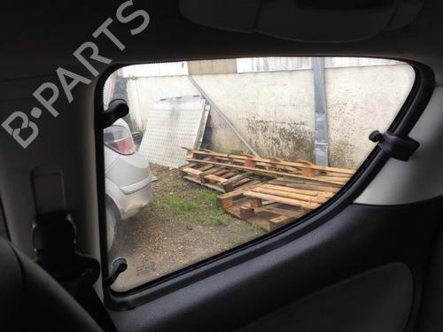 Luna custodia trasera derecha PEUGEOT 206 Hatchback (2A/C) 1.6 HDi 110 | BP30890611C92