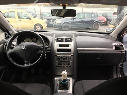 Zekeringkast PEUGEOT 407 (6D_) 1.6 HDi 110 (6D9HZC, 6D9HYC) (109 hp) 30731412