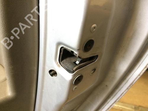Used Rear right lock RENAULT CLIO III (BR0/1, CR0/1) 1.5 dCi (BR17, CR17) (86 hp) 26424913