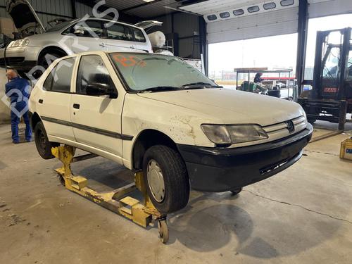 Ratlås/Tændingslås PEUGEOT 306 Hatchback (7A, 7C, N3, N5) 1.9 D (68 hp) 26416528