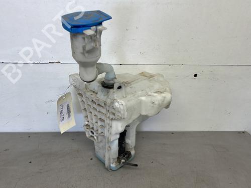 Used Windscreen washer tank Windscreen washer tank SEAT IBIZA V (KJ1, KJG) 1.0 (75 hp) 33206370 33206370