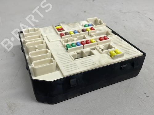 Used Fuse box Fuse box RENAULT MEGANE III Coupe (DZ0/1_) 1.5 dCi (DZ09, DZ0D, DZ1F, DZ1G, DZ14, DZ29) (110 hp) 26424546 26424546