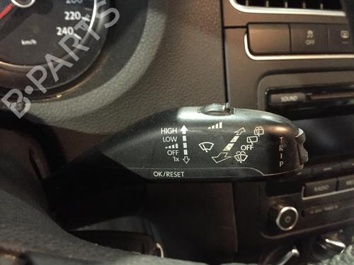 Used Steering column stalk VW POLO V (6R1, 6C1) 1.6 TDI (90 hp) 29843421