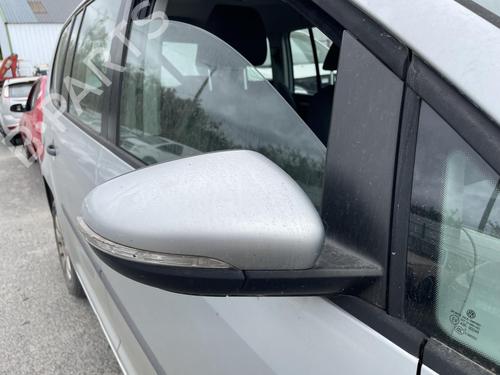 right-mirror-vw-touran-1t3-2010-2011-2012-2013-2014-2015-2016-38476989 main image
