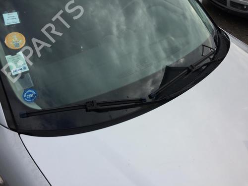 Used Front windshield wiper arm AUDI A3 (8P1) 1.9 TDI (105 hp) 27658830