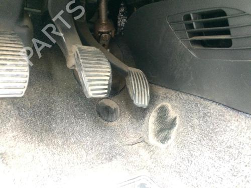 Used Pedal Pedal FIAT PUNTO (188_) 1.2 60 (188.030, .050, .130, .150, .230, .250) (60 hp) 28190931 28190931