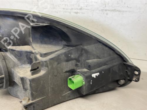 Left headlight FORD FIESTA V (JH_, JD_) 1.4 16V | BP26426413C28 