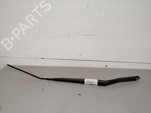 Used Front windshield wiper arm RENAULT CLIO IV (BH_) 1.5 dCi 75 (75 hp) 26413543