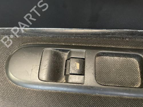 Used Right front window switch Right front window switch PEUGEOT 5008 (0U_, 0E_) 1.6 HDi (112 hp) 33047427 33047427