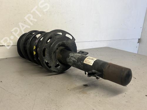 Used Right front shock absorber Right front shock absorber CITROËN C4 CACTUS 1.6 BlueHDi 100 (99 hp) 30083077 30083077