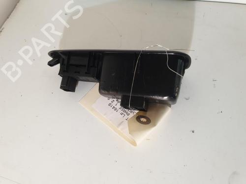 Right rear window switch PEUGEOT 5008 (0U_, 0E_) 2.0 HDi 150 / BlueHDi 150 | BP26422131I28 