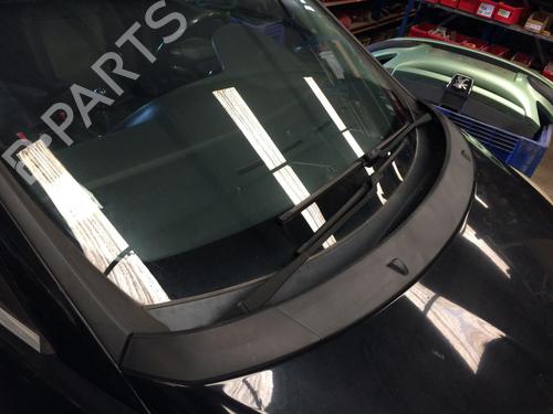Used Front wiper motor PEUGEOT 5008 (0U_, 0E_) 1.6 HDi (110 hp) 28541797
