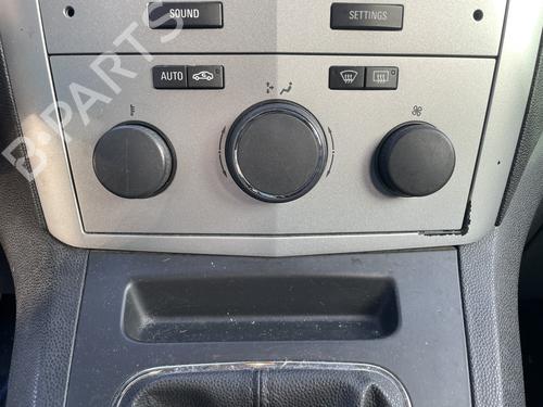 Comando clima OPEL ZAFIRA / ZAFIRA FAMILY B (A05) 1.9 CDTI (M75) (150 hp) 31804798