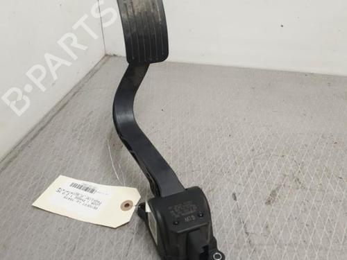Used Pedal Pedal PEUGEOT 5008 (0U_, 0E_) 2.0 HDi 150 / BlueHDi 150 (150 hp) 26416615 26416615