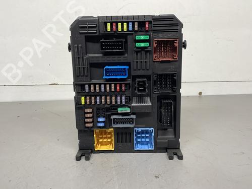 Used Fuse box Fuse box CITROËN C3 AIRCROSS II (2R_, 2C_) 1.2 PureTech 110 (2RHNZB, 2RHNZW, 2RHNPX, 2RHNPJ) (110 hp) 26424742 26424742