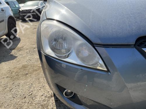 Scheinwerfer rechts für Scheinwerfer rechts KIA CEE'D Hatchback (ED) 1.6 CRDi 115 (115 hp) 36752441 36752441